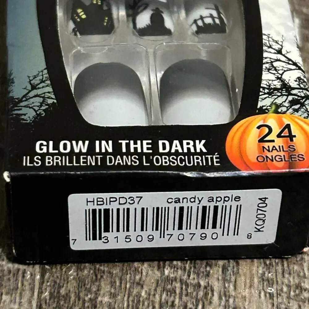 Kiss ImPress Fake Press On Nails HALLOWEEN Glow in the Dark Candy Apple